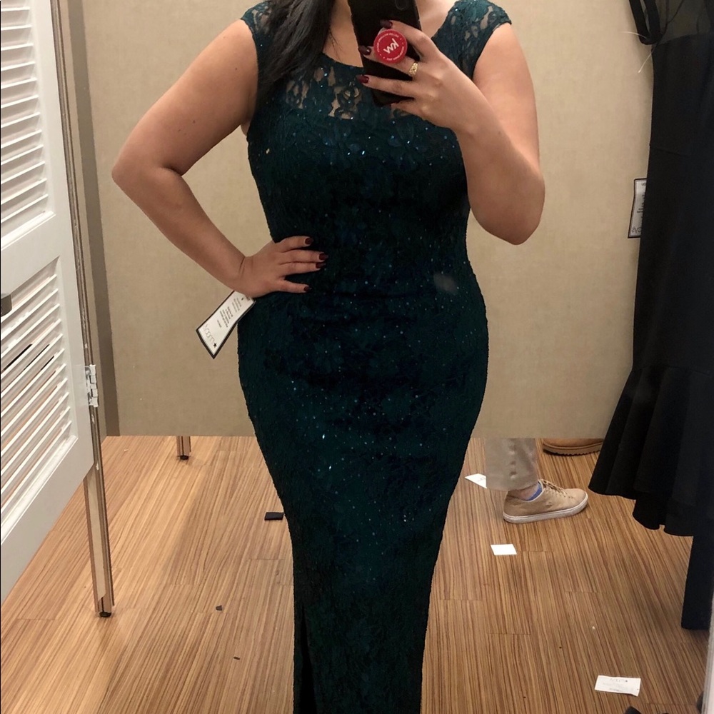 SOLD - NWT Hunter Green Lace Gown - Picture 1 of 4